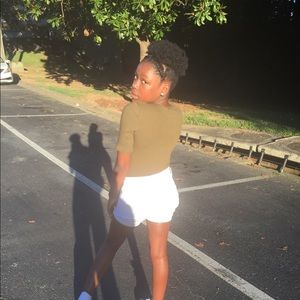 Meet your Posher, Aneesha